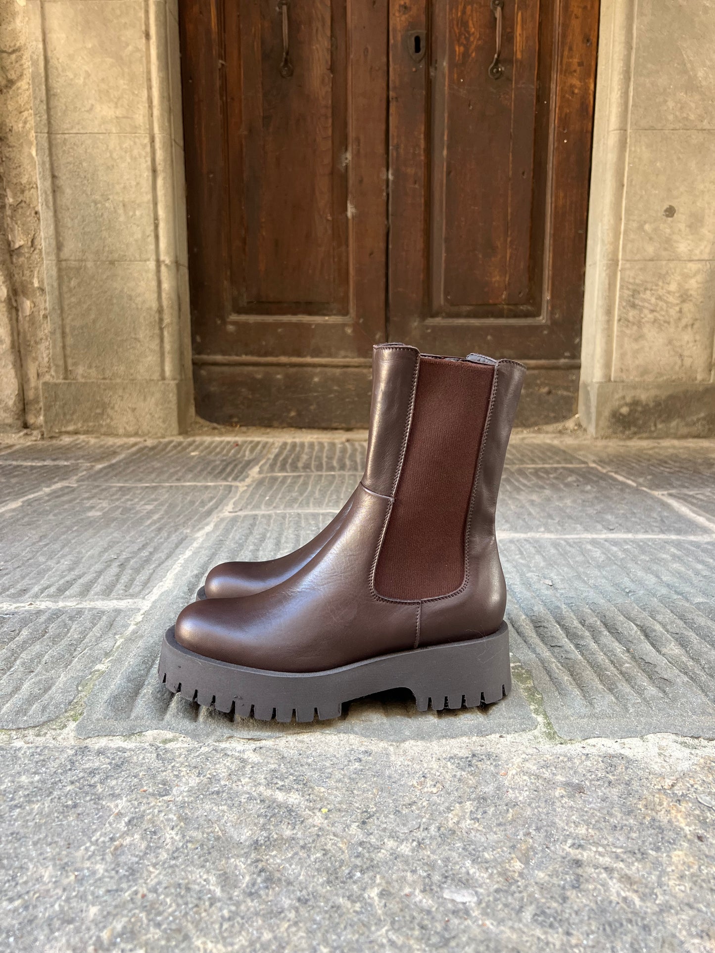 CHELSEA BOOTS EMANUELA PASSERI