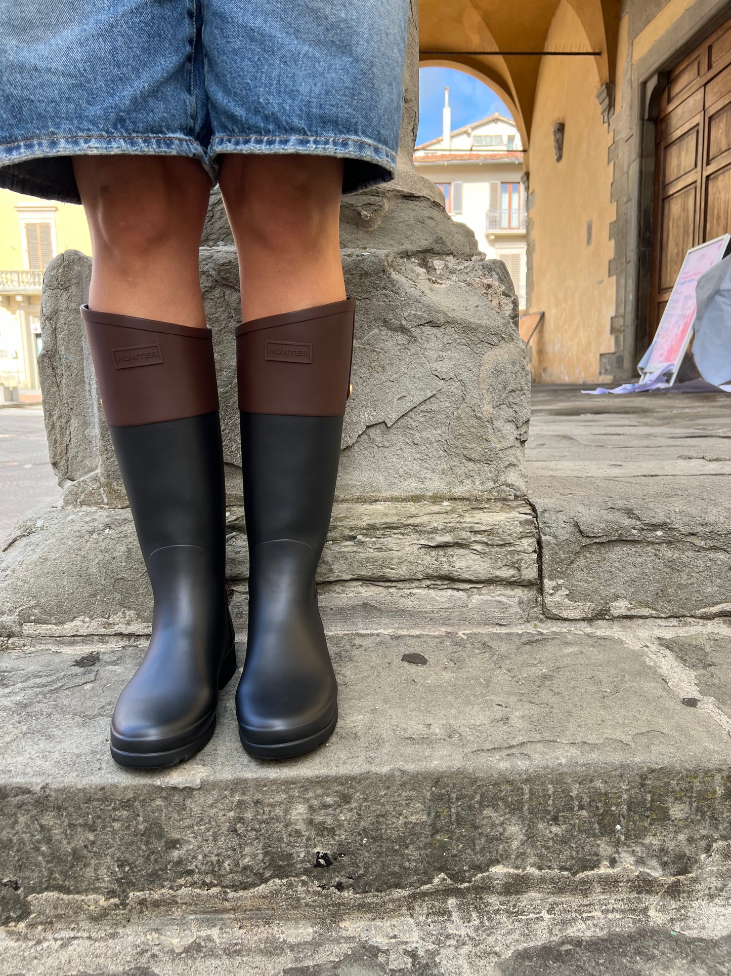 CAVALLERIZZO IN GOMMA HUNTER
